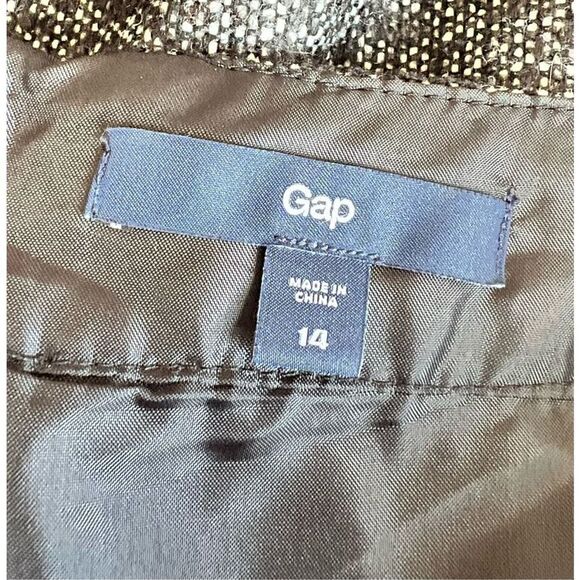 Gap Skirt   - Picture 4 of 5